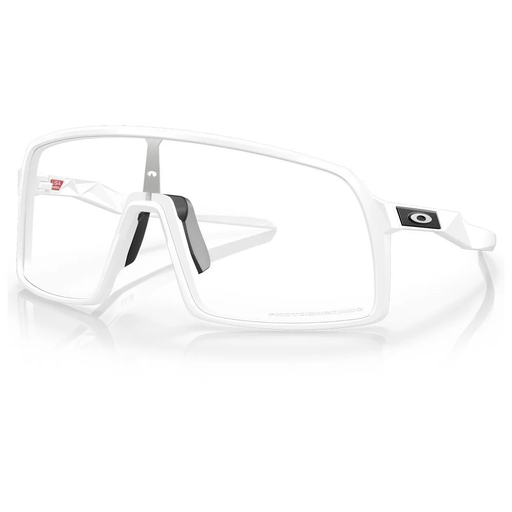 Lunettes De Soleil Oakley Sutro Matte White Clear To Black Iridium Photochromic 3 Lunettes De Soleil Oakley Sutro Matte White Clear To Black Iridium Photochromic