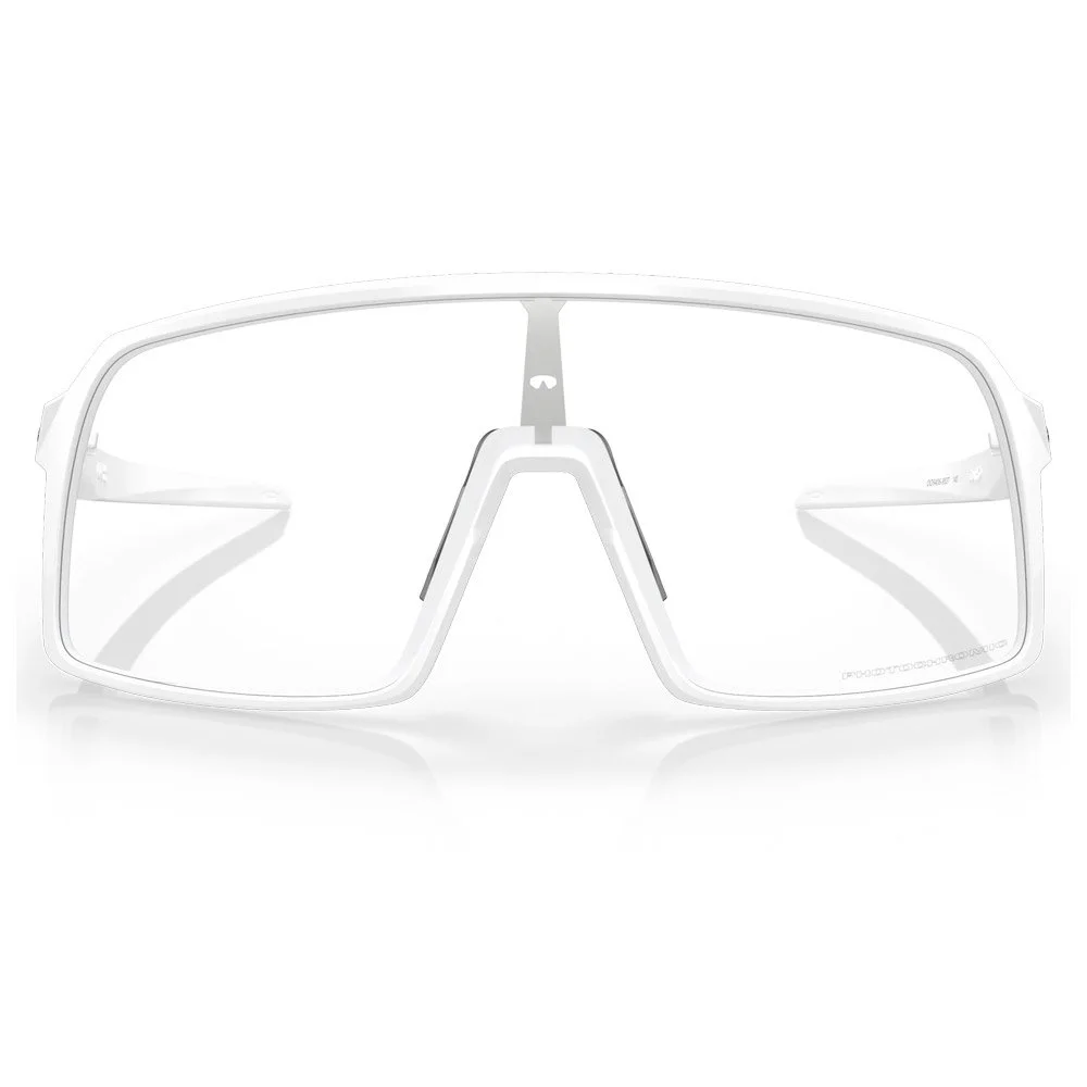 Lunettes De Soleil Oakley Sutro Matte White Clear To Black Iridium Photochromic 5 Lunettes De Soleil Oakley Sutro Matte White Clear To Black Iridium Photochromic – Image 3