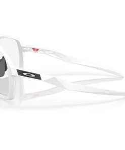 Lunettes De Soleil Oakley Sutro Matte White Clear To Black Iridium Photochromic 9 Lunettes De Soleil Oakley Sutro Matte White Clear To Black Iridium Photochromic -Promos Lunettes De Soleil Magasin b6ab8418e3bc7b434acbde301f497513a9420dfc H20OAKLLUN9035471 OAKL0207423 1