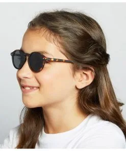 Lunettes De Soleil Izipizi D Sun Junior Tortoise Soft Grey Lenses Cat 3 8 Lunettes De Soleil Izipizi D Sun Junior Tortoise Soft Grey Lenses Cat 3 -Promos Lunettes De Soleil Magasin e7c805351e37ff43d0b73ff0c3acd948e8a178aa VE19IZIPLUN018 2