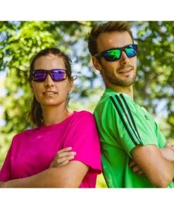 Lunettes De Soleil AZR Run Mat Gris Multicouche Vert -Promos Lunettes De Soleil Magasin f2a8c316d8ffe3b339d58ef94a4d6ce6dad81a39 E220AZRLUN203843 0AZR0208852 902