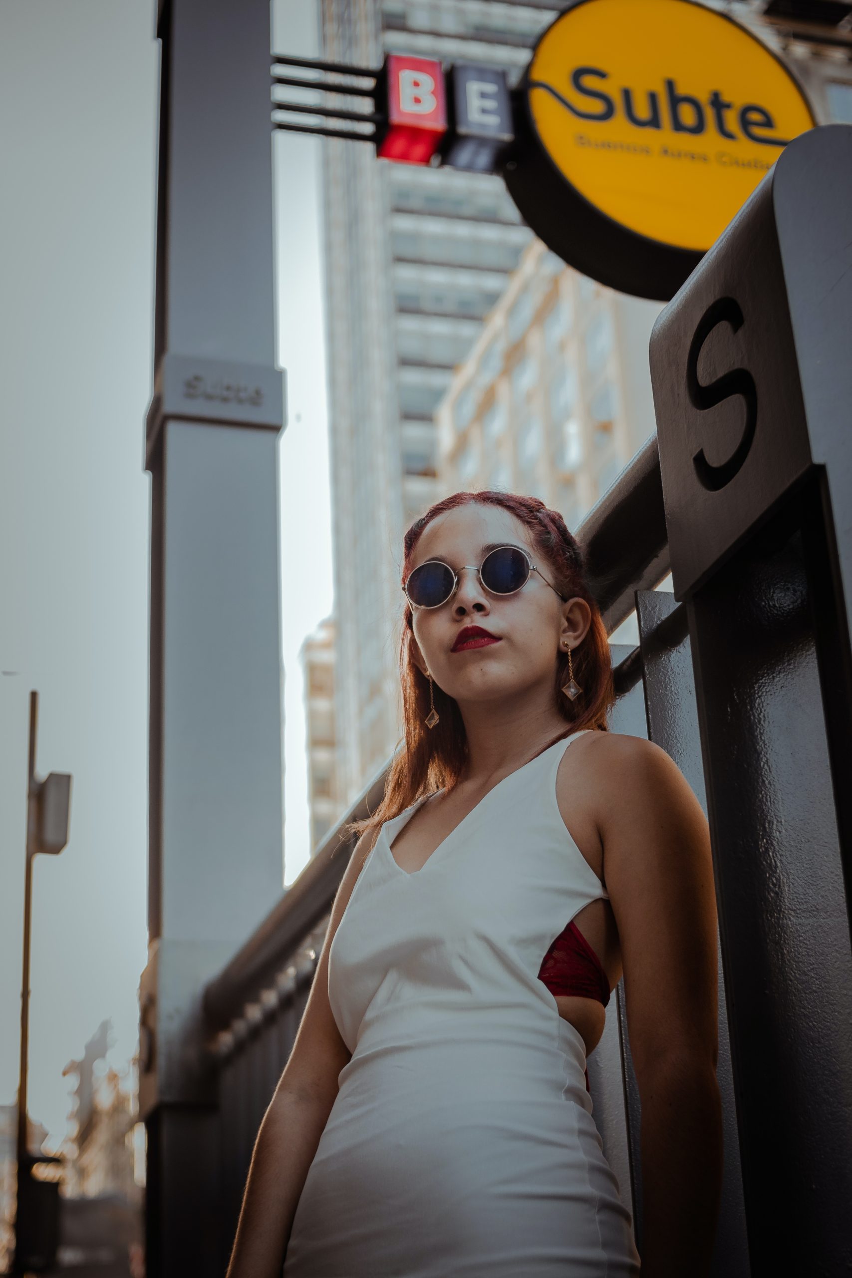 Devant -Promos Lunettes De Soleil Magasin pexels benja molina 3217544 scaled